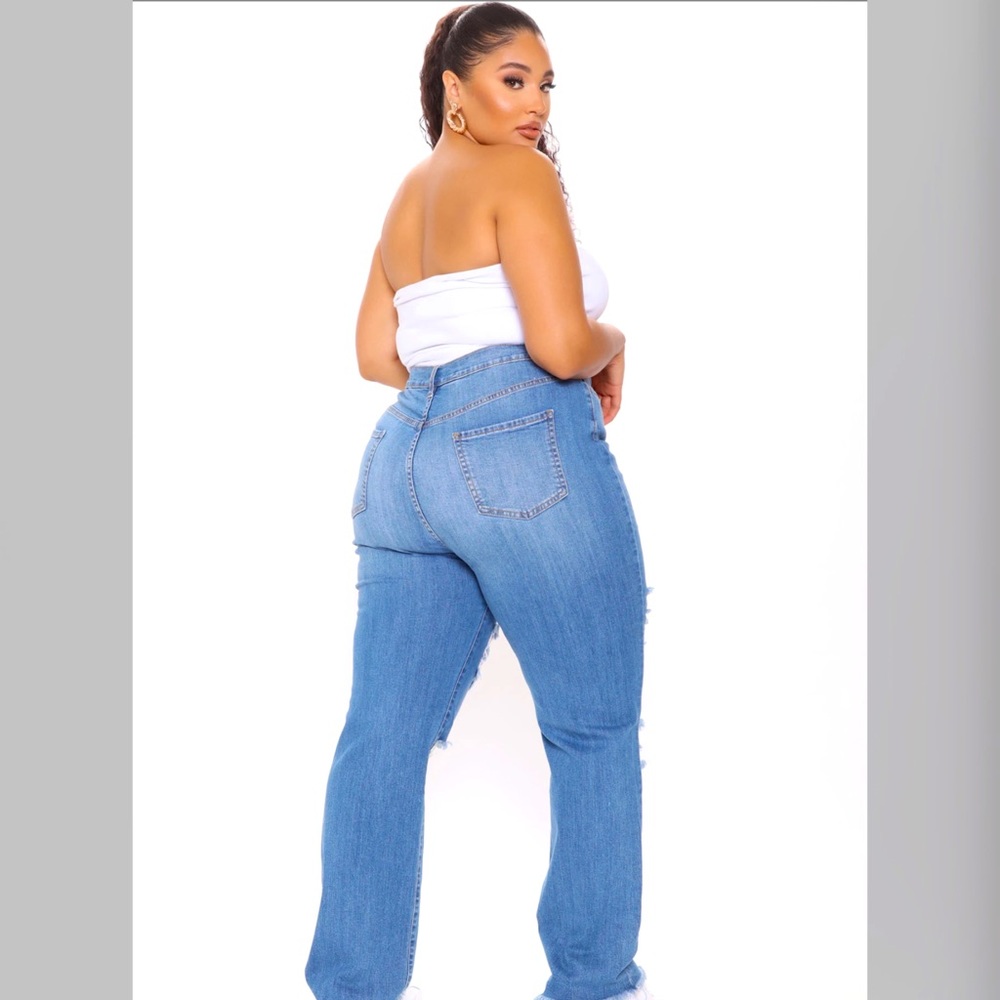 FASHION NOVA | CROSSED OVER ASYMMETRICAL JEANS